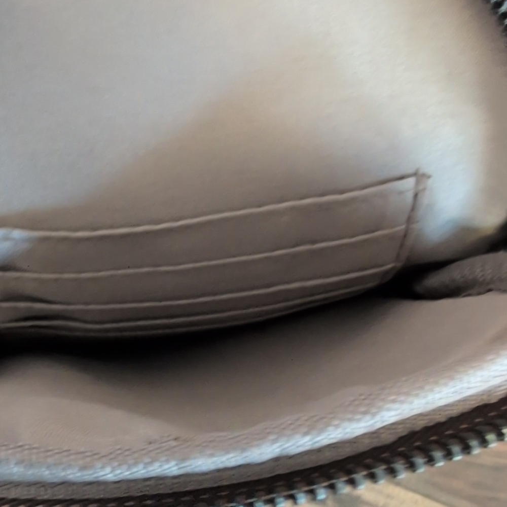 Cluci Sling Vegan Leather Fanny Pack Crossbody Chest Bag   NWT              C296 - Picture 11 of 13